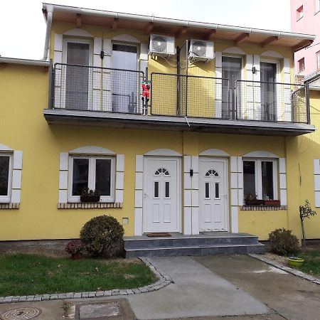 Flora Novi Sad Daire Dış mekan fotoğraf